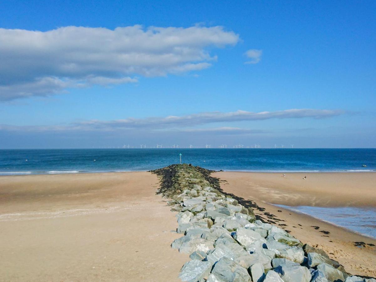 39 Alwen Drive Lejlighed Rhôs-on-Sea Eksteriør billede